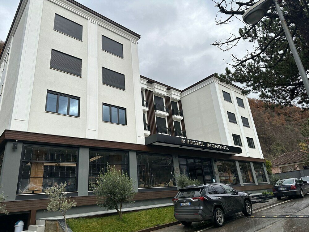 Фото Hotel Monopol