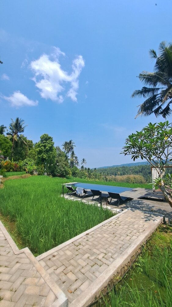 Фото Bali De Pardis Cottage