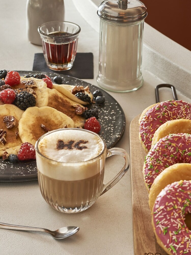 Фото Hotel Chromatics by HappyCulture