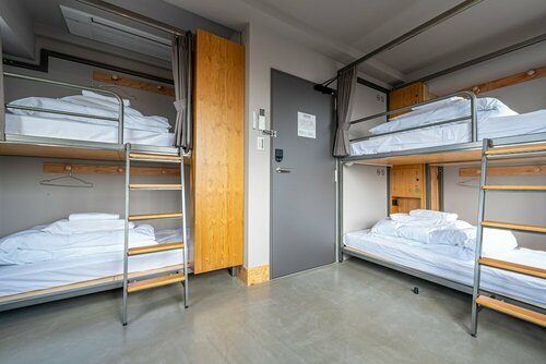 Гостиница Wise Owl Hostels Kyoto в Киото