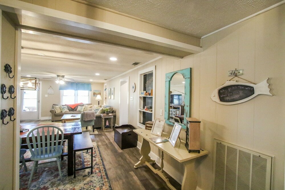 Фото Deep Water Dock and Home on the Ga Coast