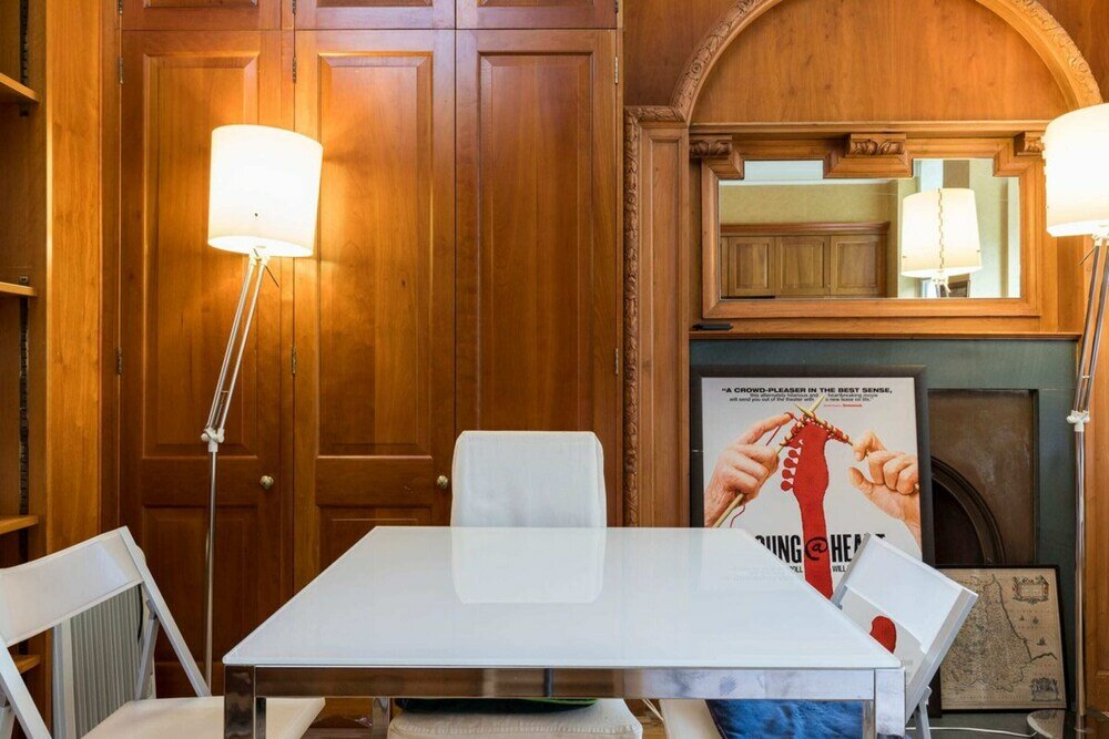 Фото Unique Studio in Kensington near Hyde Park