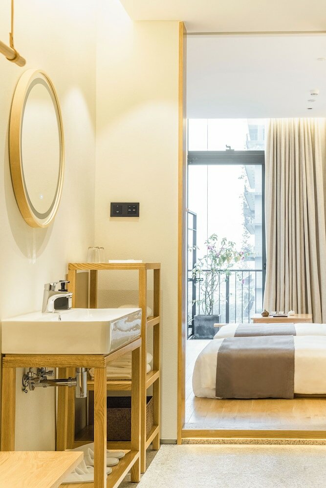 Фото Taihua Wutong Hotel