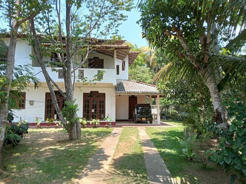 Гостиница Charming 3-bed Apartment in Weligama в Велигаме