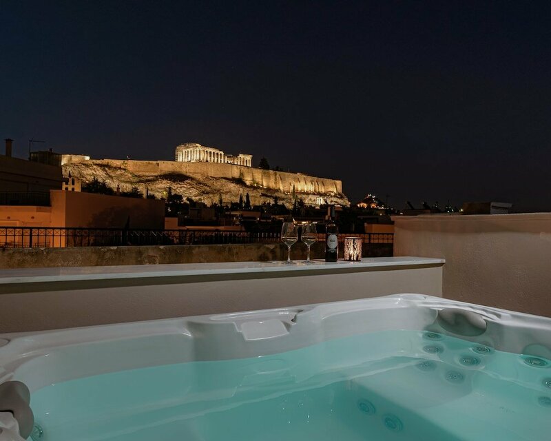 Апартаменты Thiramenous Residence