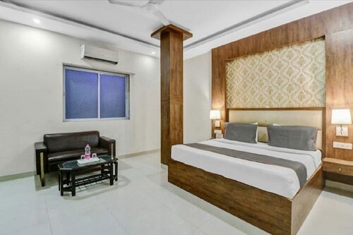 Гостиница Airport Hotel Golden Jindal в Дели