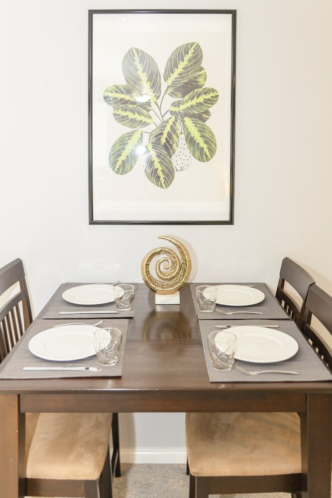 Фото 2298 Setchfield Ave