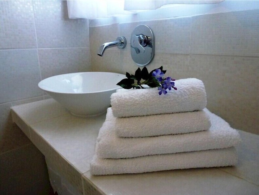 Фото Bougainvillea Suites