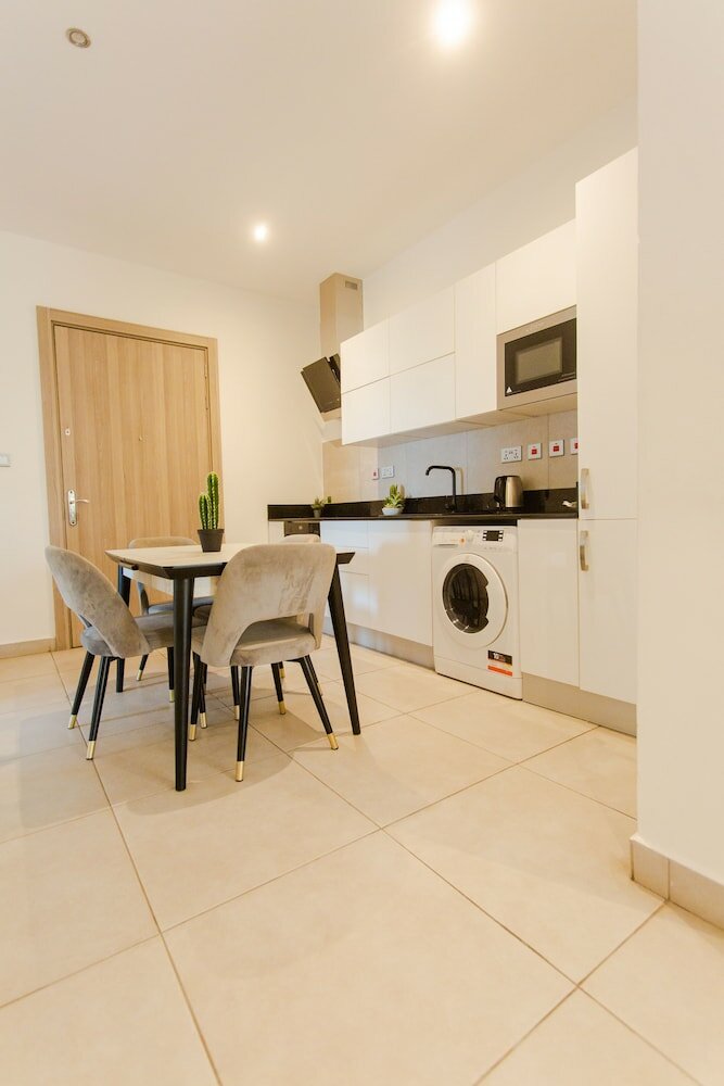 Фото Accra Luxury Apartments at Pine Court