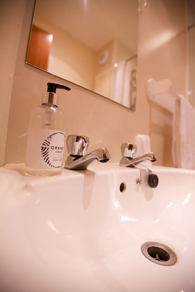 Фото Ferry Inn Stromness