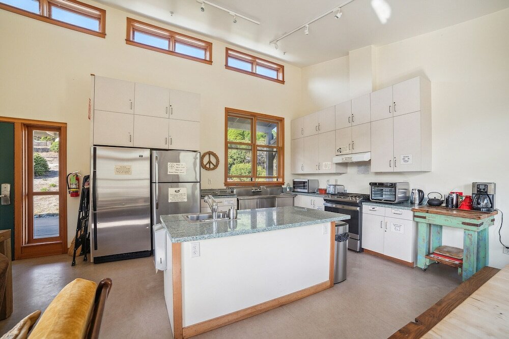 Фото Limantour Lodge