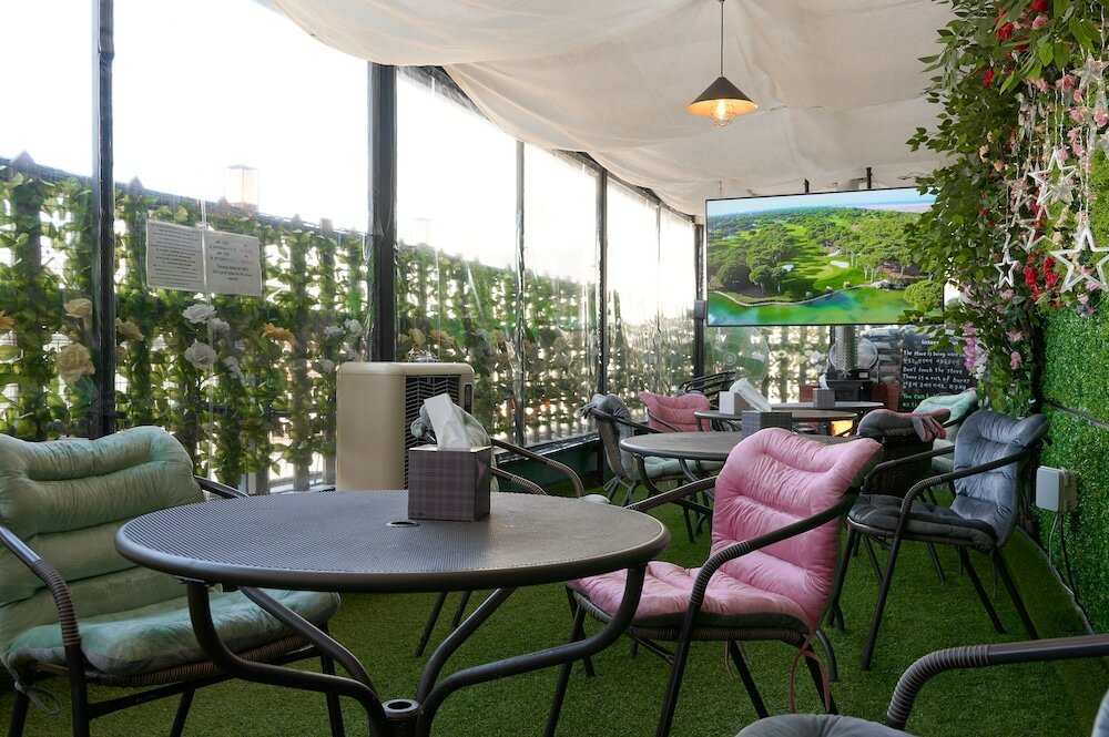 Фото Snowflower Guesthouse