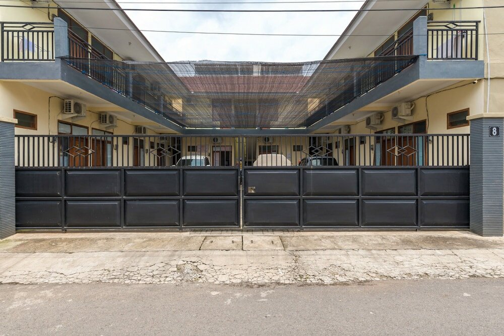 Фото KoolKost near Gor Untung Suropati