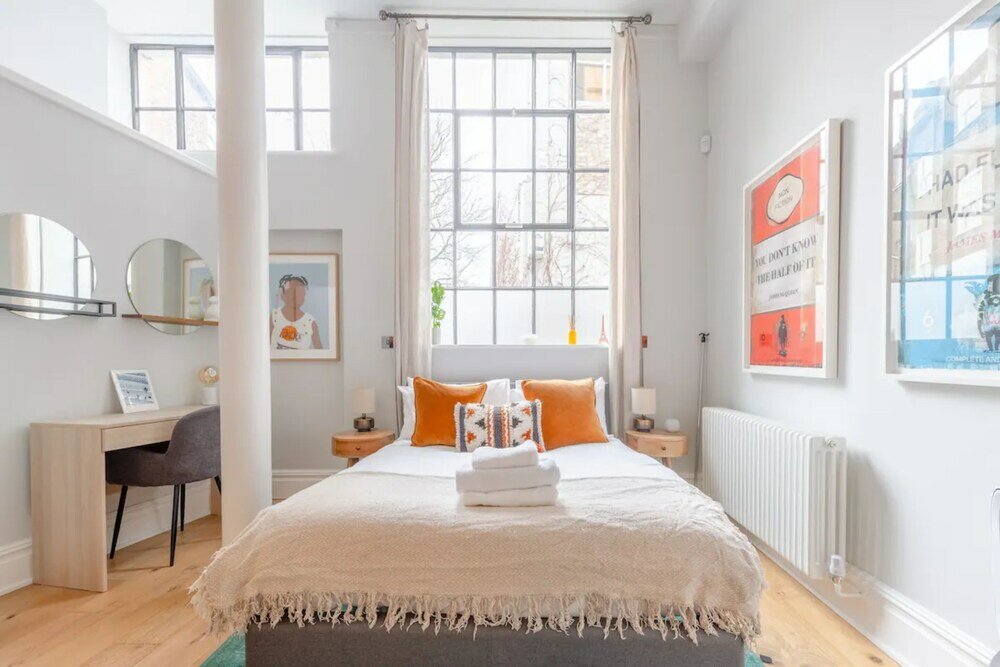 Фото Bright and Stylish 2 Bedroom Flat in Chiswick