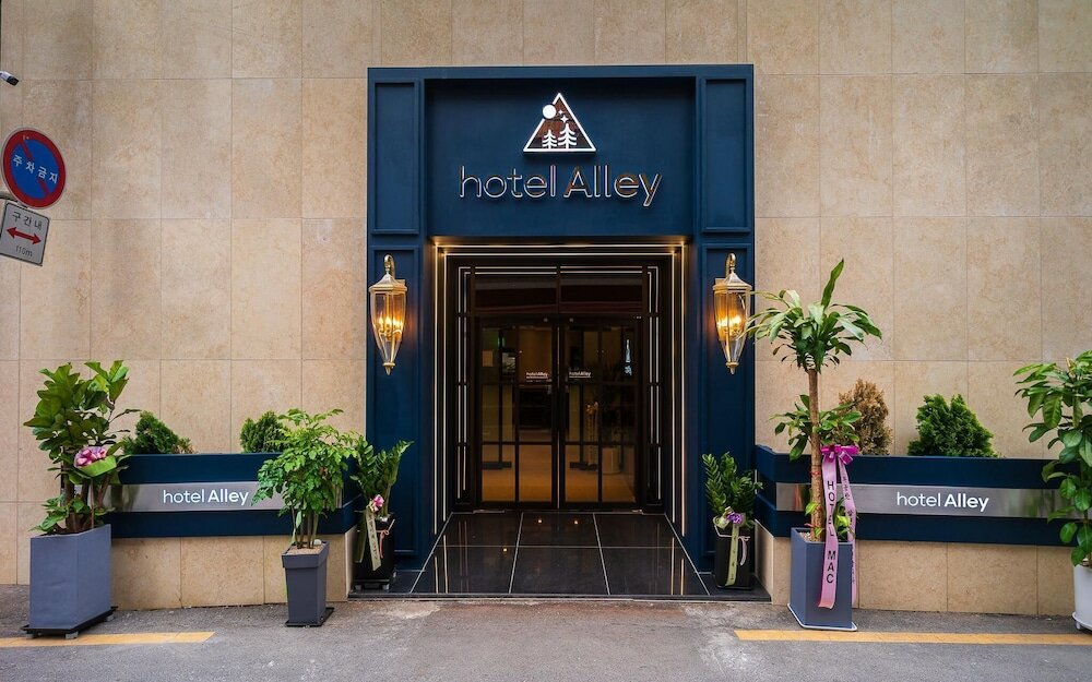 Фото Shinchon Alley