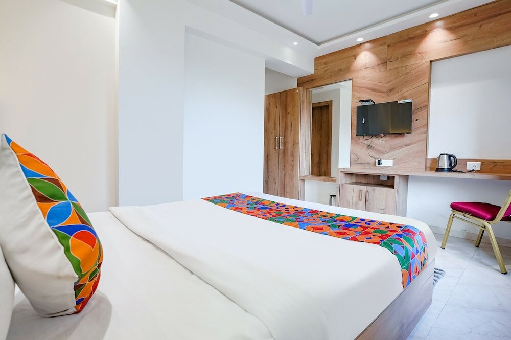 Фото Fabhotel Pancharatna Regency