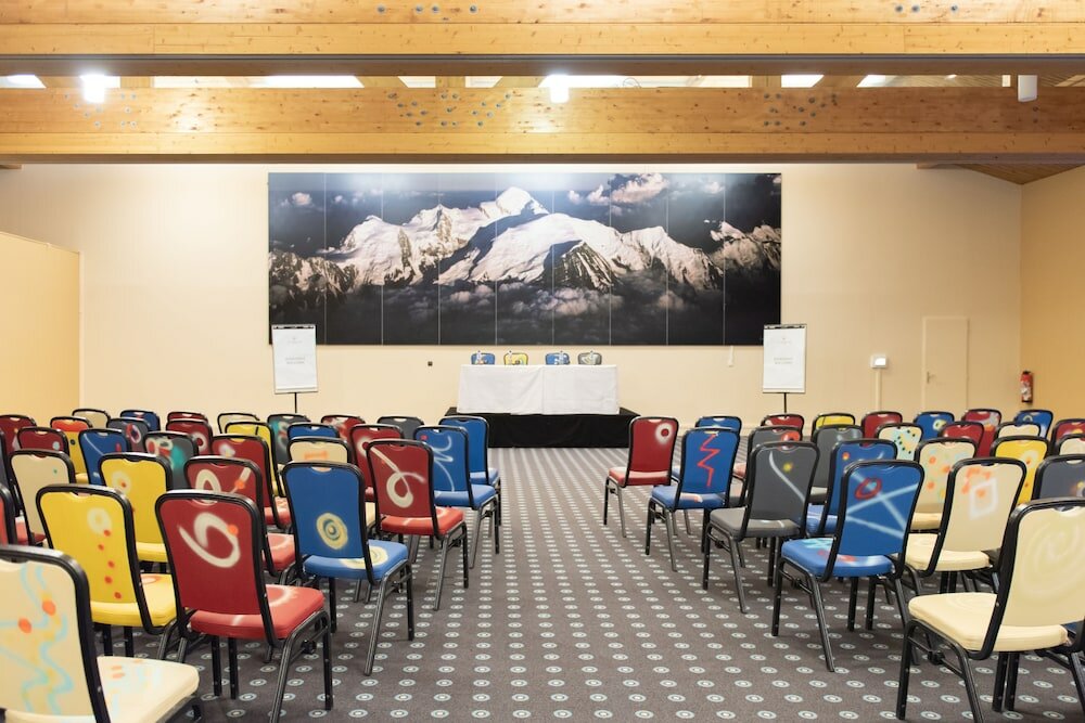 Фото Chalet Hôtel le Prieuré & SPA