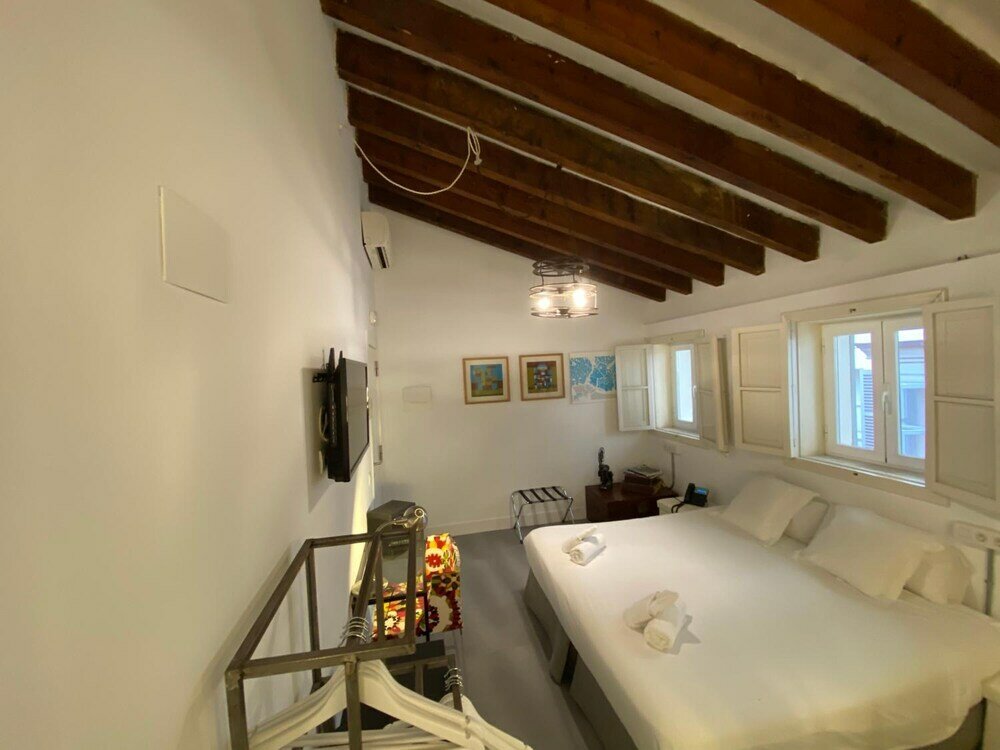 Фото Antiguo Brondo Selfcheck-in Smart Rooms