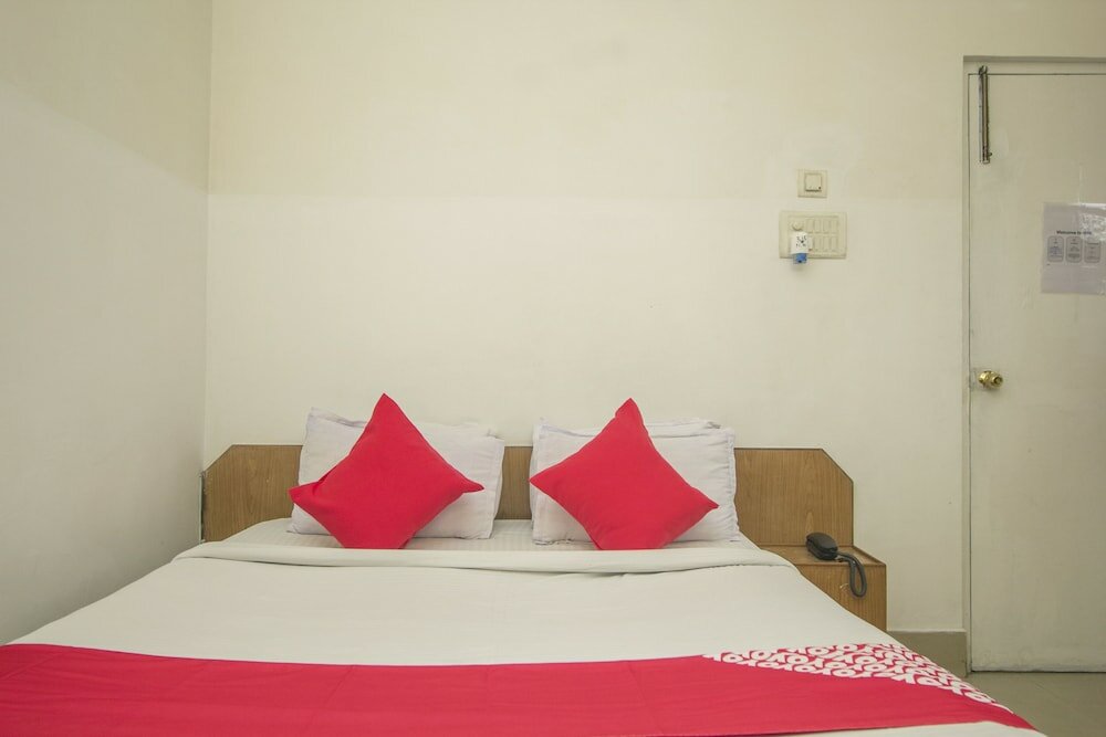 Фото Oyo 29736 Nandanik Palace