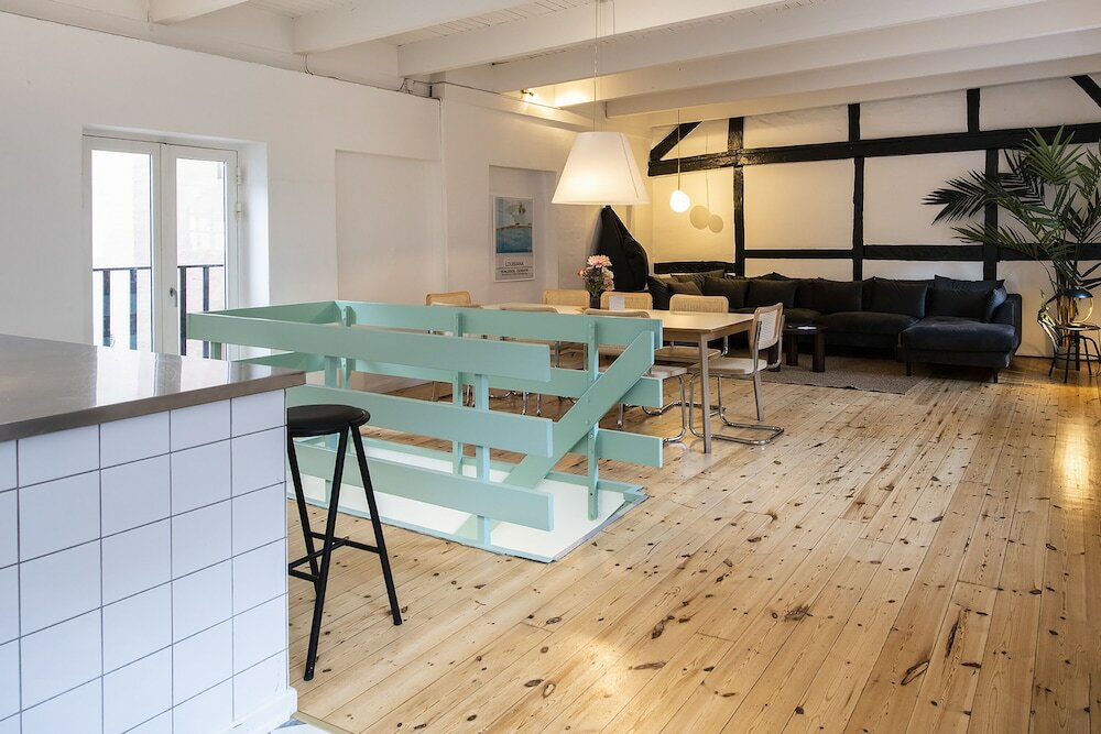 Фото The Townhouse - Into This Place