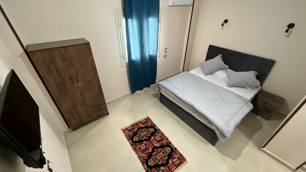 Фото Pyramids Road Guest House