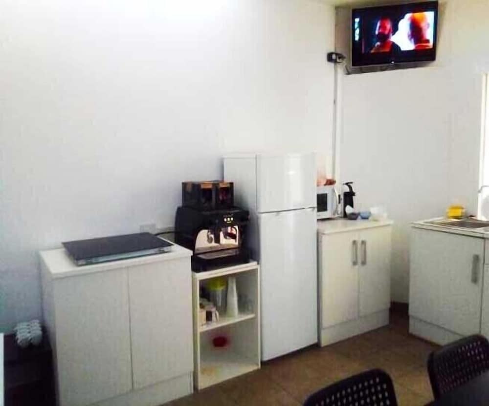 Фото Escuela de Surf y Hostel Baldaio