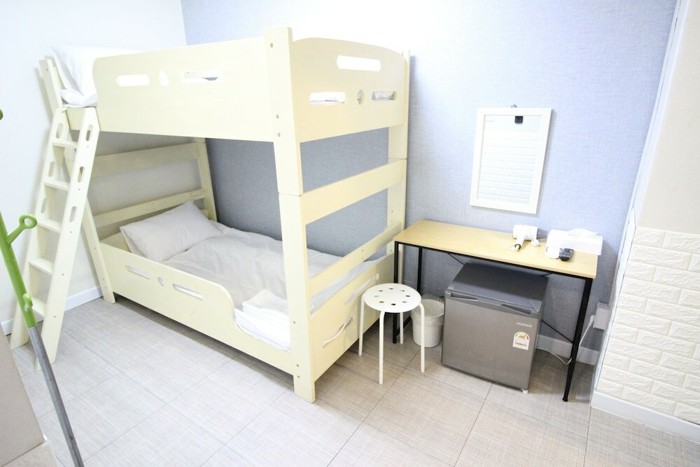 Фото Hotel Golden Park Myeongdong