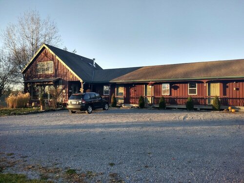 Внешний вид отеля The Meadowlark Inn в Городе Черри-Вэллях, фото 2