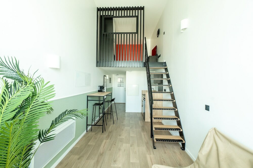 Фото Ecla Paris Massy Palaiseau