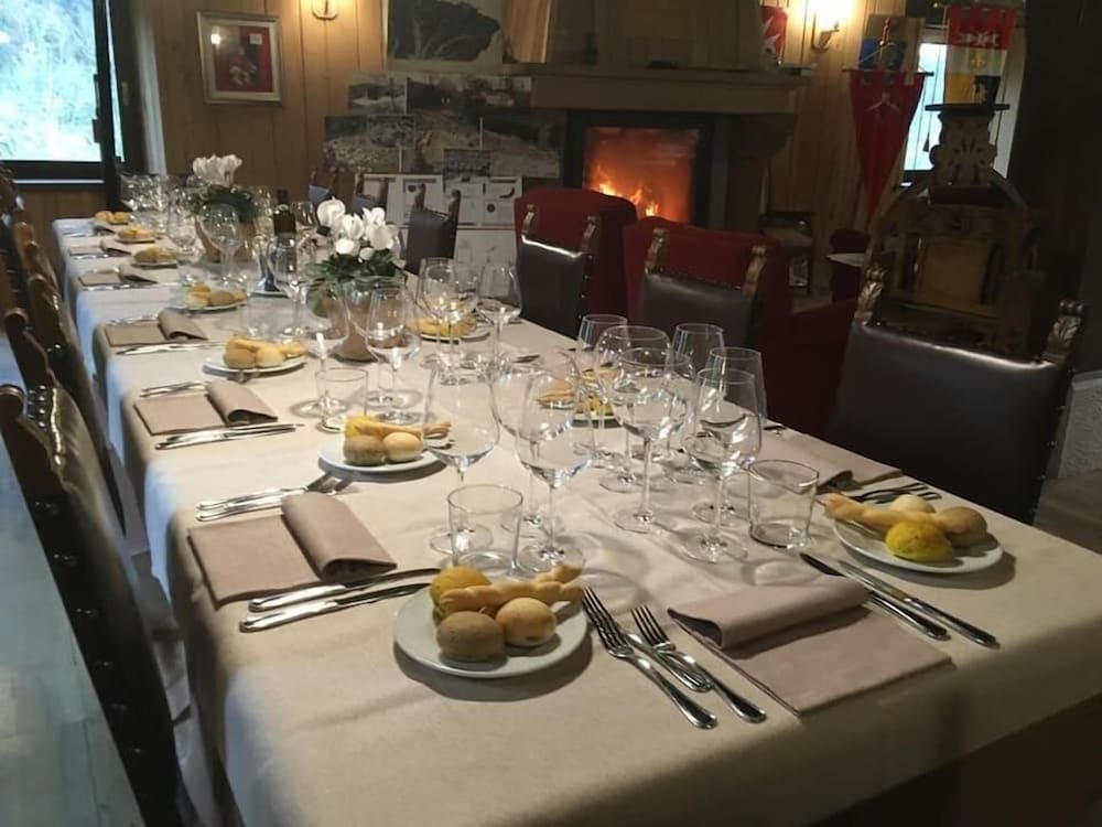 Фото Castello di Ahrensperg