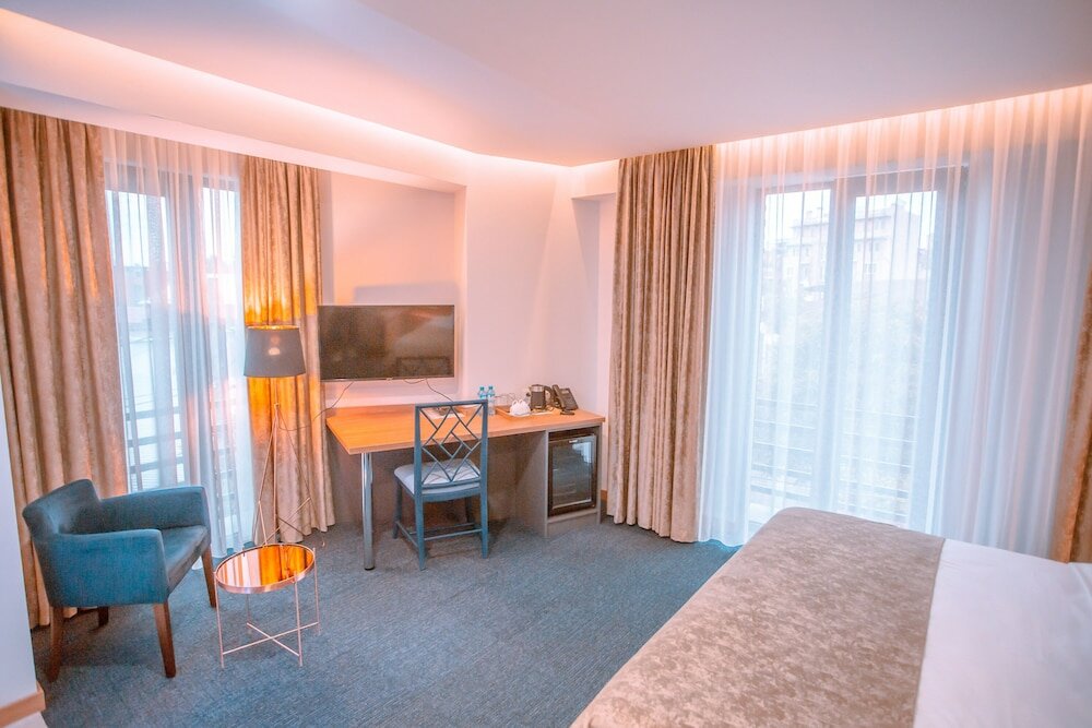 Фото Hotel Banovani