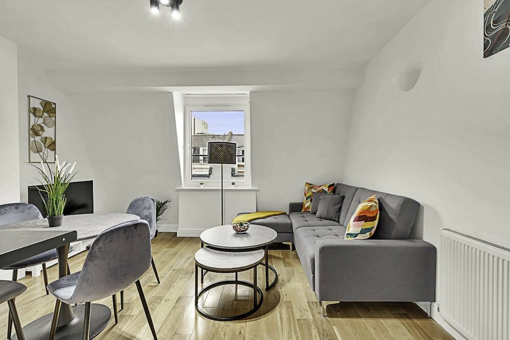 Фото Contemporary Oasis in Paddington III