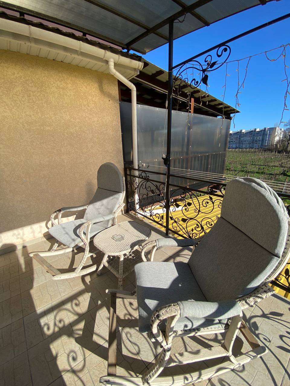 Фото Нептун у реки