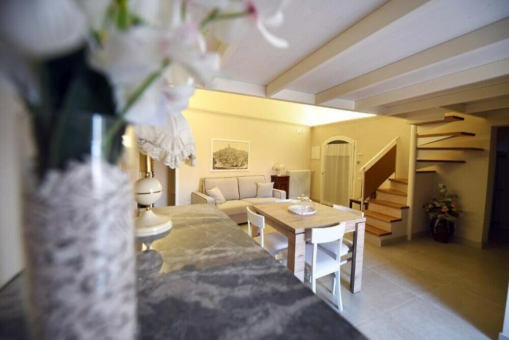 Фото Antica Dimora Storica la finestra sul Campanile