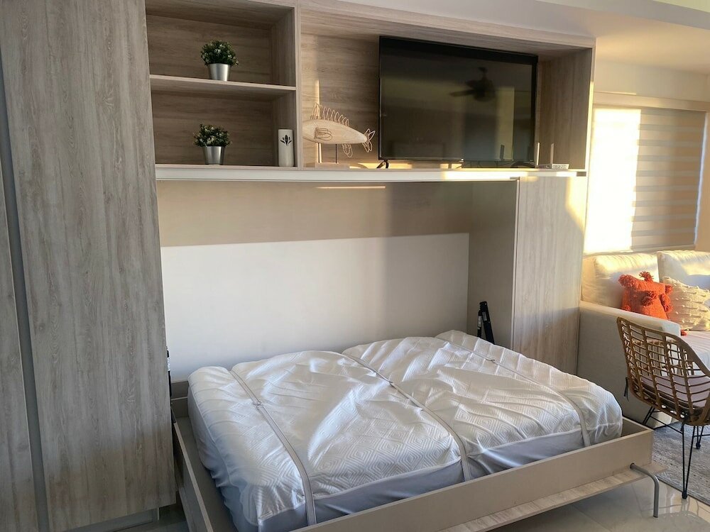 Фото Sunset View Luxury Condos