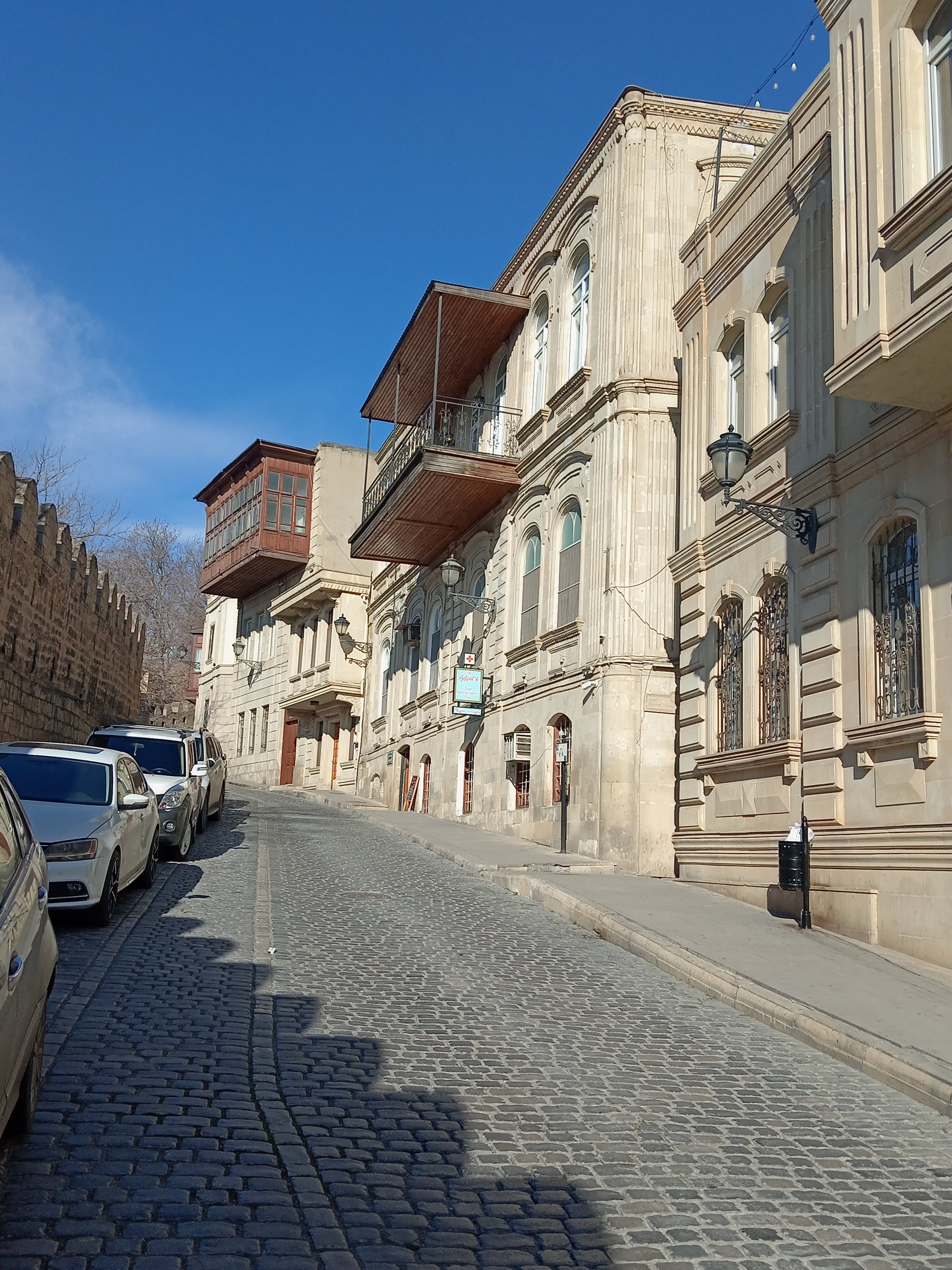 Фото Premier Old Gates Hotel