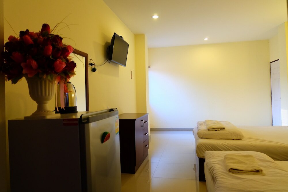 Фото Kamlaithong Apartment