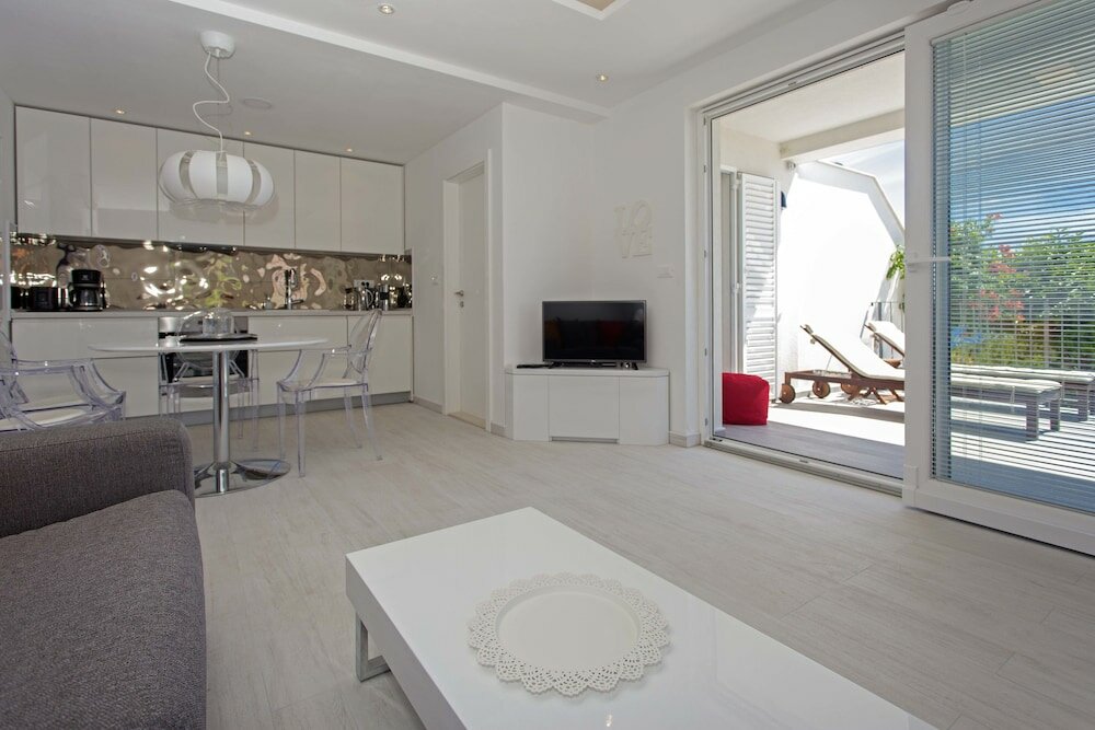 Фото Blue Bay Residence