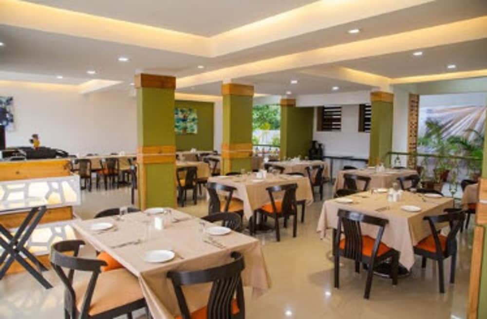 Фото Turtle Beach Resort - Morjim