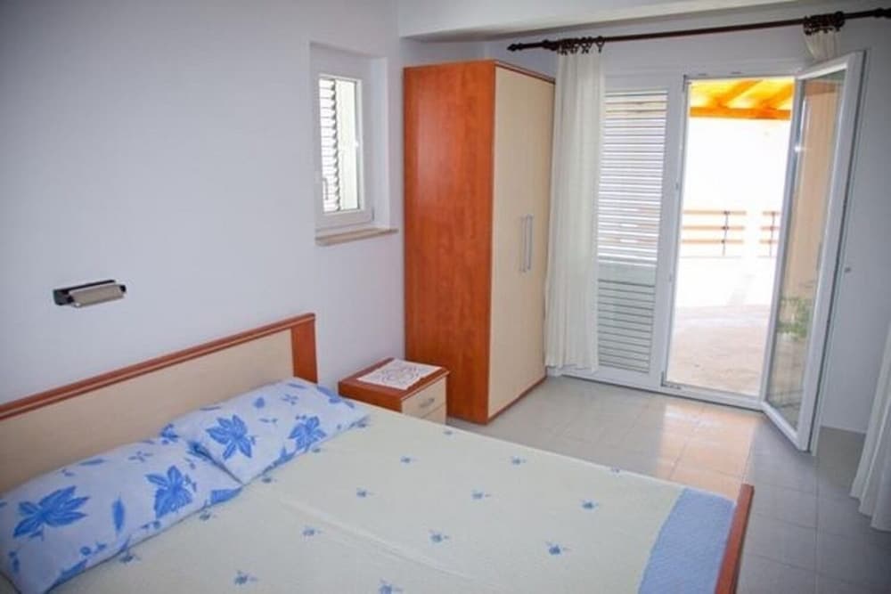 Фото Irena - 100m From the sea - A1 Prizemlje