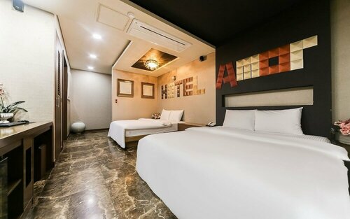 Гостиница Mungyeong Jeomchon Amor Motel в Мунгене