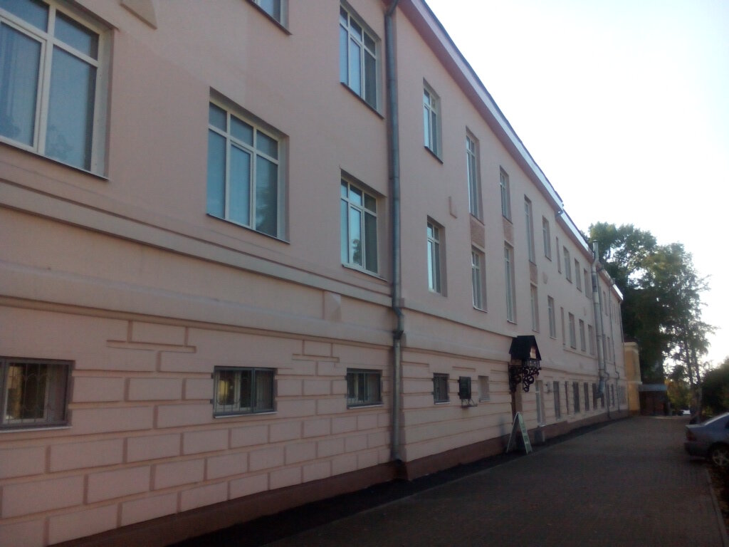 البنية التحتية للتعليم Voyennaya kafedra Natsionalnogo issledovatelskogo Tomskogo politekhnicheskogo universiteta ، تومسك، صورة