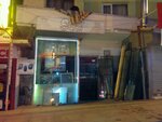 Surat Cam (Istanbul, Atasehir, Kucukbakkalkoy Neighborhood, Tevfik Fikret Avenue, 1D), taller de vidrio
