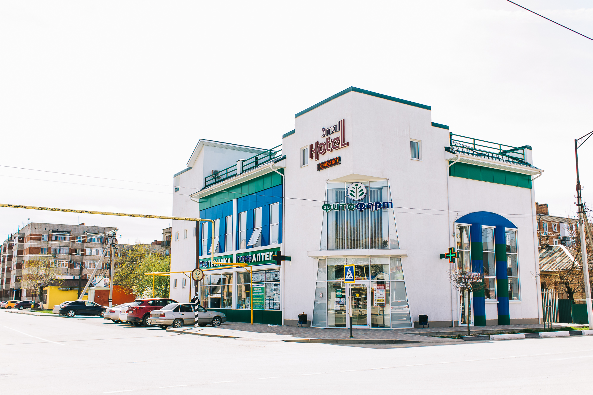 Фото Small Hotel