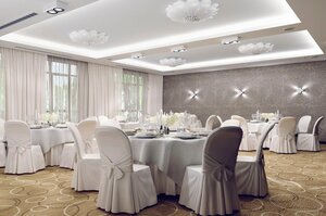 Ramada Hotel & Suites by Wyndham Novosibirsk