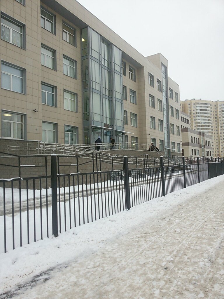 Polyclinic for adults Gorodskaya poliklinika № 106 Vzrosloye poliklinicheskoye otdeleniye № 124, Saint Petersburg, photo