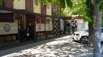 Dekota (Dmytra Yavornytskoho Avenue, 20), bar, pub