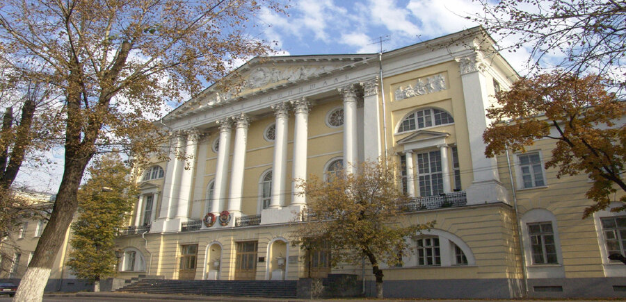 Military hospital Main Military Clinical Hospital named after academician N. N. Burdenko, Moscow, photo
