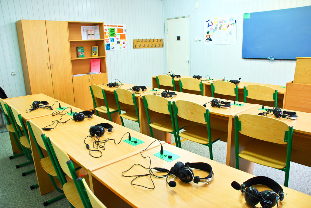 تعليم ثانوي Litsey Kiyevskogo Mezhdunarodnogo Universiteta ، كييف، صورة