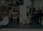 Backstage Mishugi (Olexandra Myshugy Street, 8) ، صالون تجميل